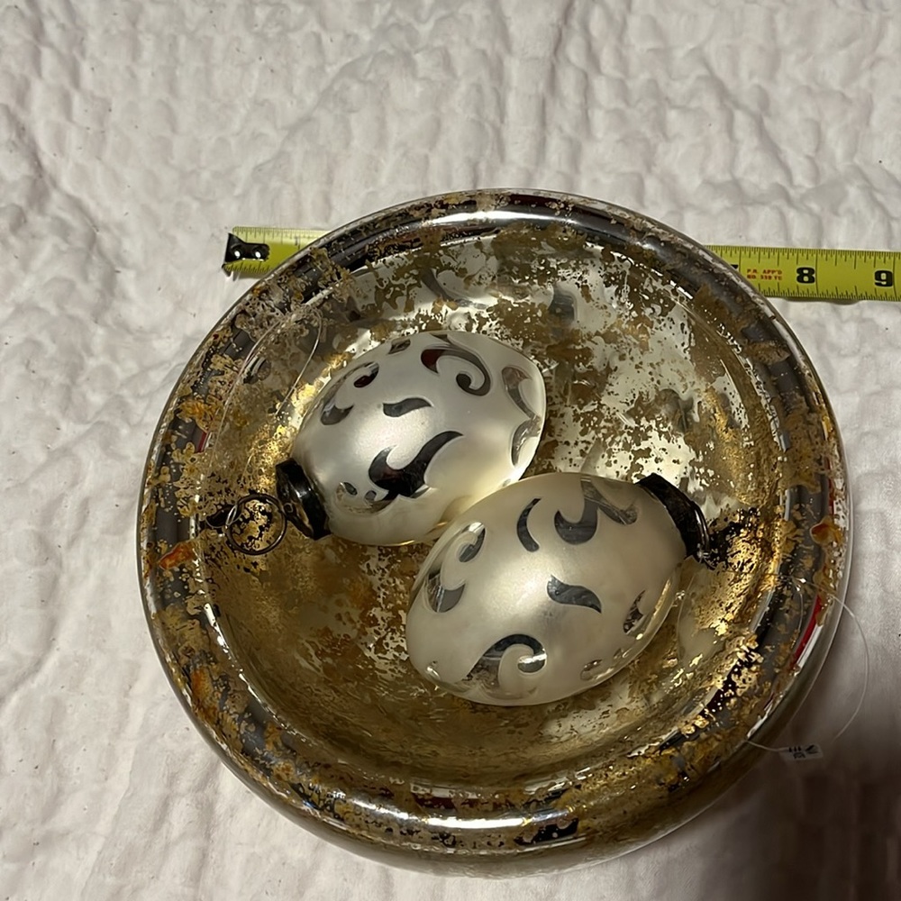Mercury glass 8” bowl w ornaments